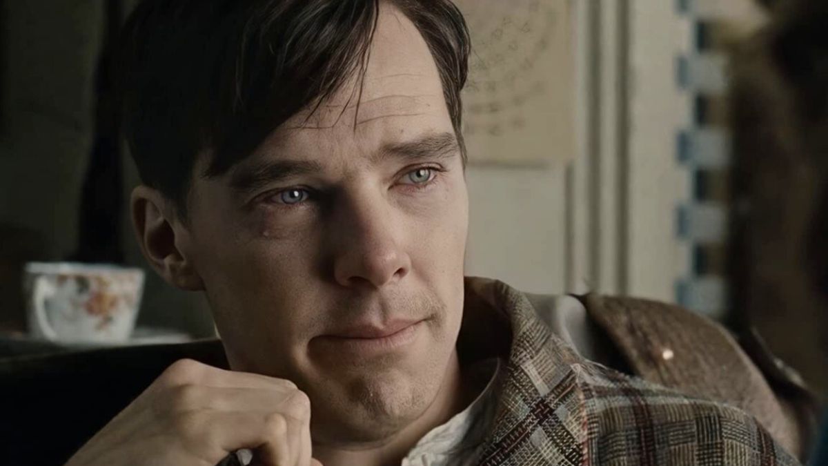 Benedict Cumberbatch como Alan Turing no filme O Jogo da Imitação, baseado em fatos reais. Está na Netflix!
