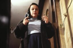 Kathy Bates interpreta a terrível Annie Wilkes em Louca Obsessão, disponível para assistir no Prime Video