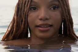 Halle Bailey como A Pequena Sereia: veja previsão para assistir ao filme online no Disney+