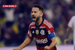 Em jogo do Flamengo ao vivo, Everton Ribeiro comemora gol