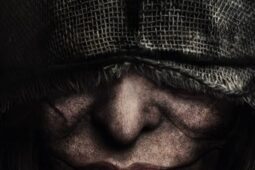 Séries de terror Netflix para assistir em 2023: imagem mostra cartaz de Marianne