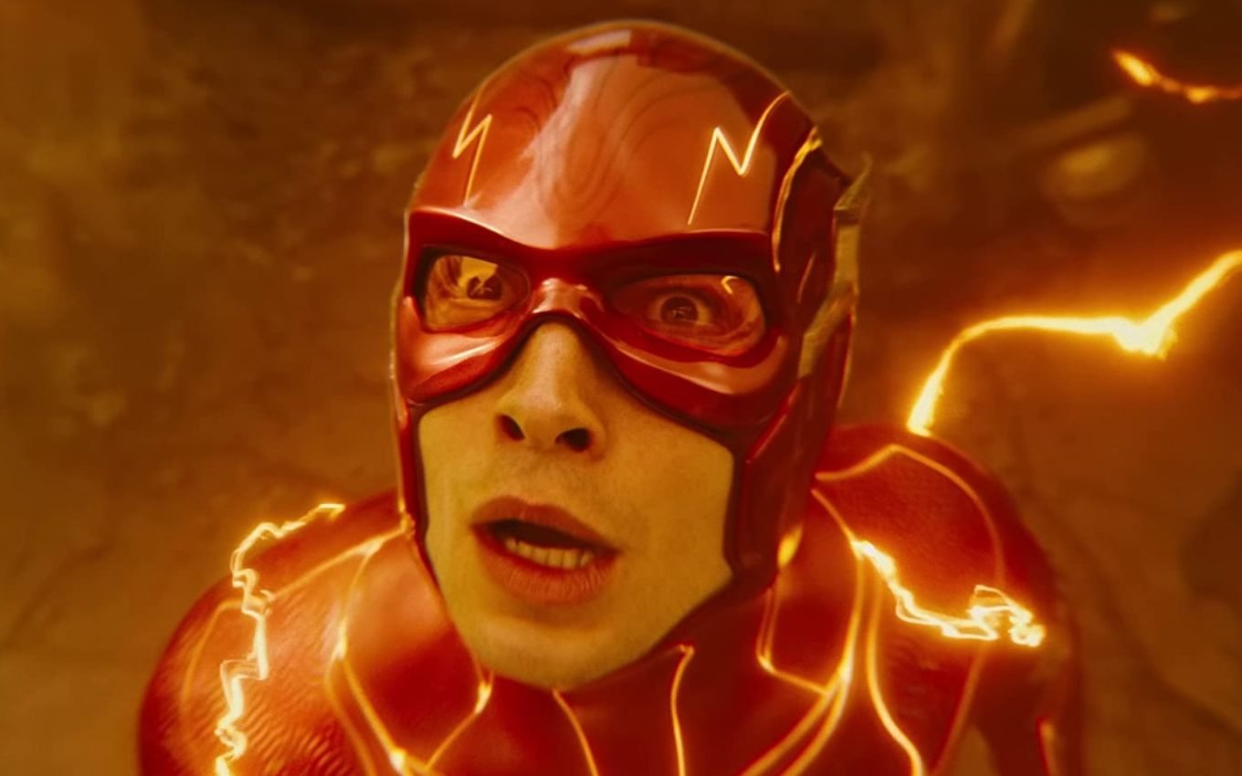 Ezra Miller retorna ao papel de The Flash no filme solo do personagem da DC, com participação de Nicolas Cage