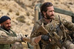 Cena do filme O Pacto: História de John Kinley (Jake Gyllenhaal) e Ahmed (Dar Salim) é baseada em fatos reais?