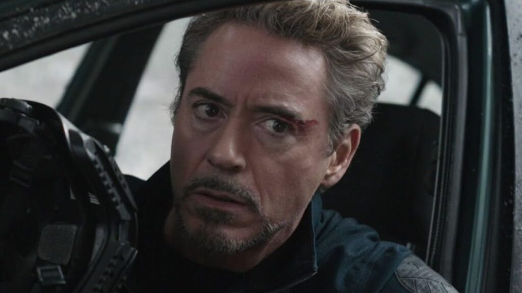 Robert Downey Jr. em cena de Vingadores: Ultimato (2019), ápice de todos os filmes da Marvel