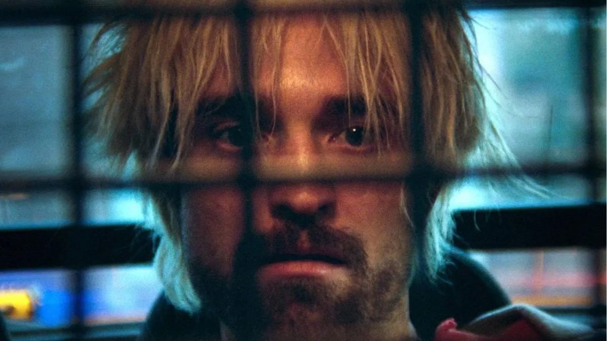 O filme Bom Comportamento, com Robert Pattinson no elenco, está disponível na Netflix?