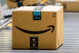Caixa de entrega da Amazon para cliente Prime
