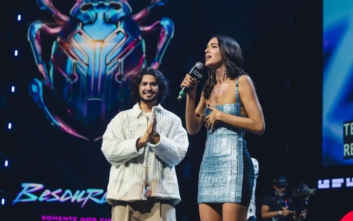 Xolo Maridueña e Bruna Marquezine na CCXP 2022