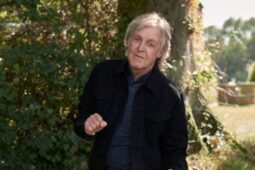 Paul McCartney se prepara para fazer shows no Brasil