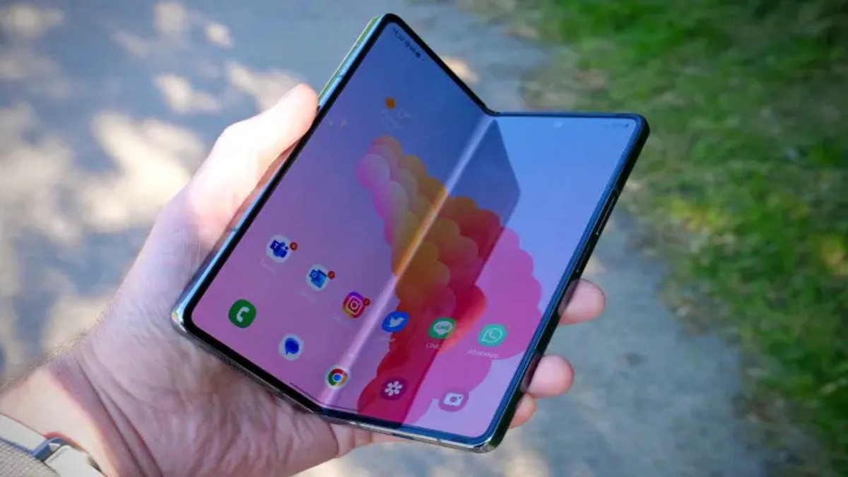 Galaxy Z Fold 5 é um celular bom bastante espaço de armazenamento