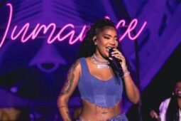 Ludmilla em show da turnê Numanice, que terá um cruzeiro em 2024; veja preços do navio