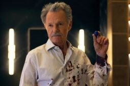 Bruce Greenwood em A Queda da Casa de Usher, na Netflix