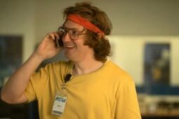 Matth Johnson em Blackberry, filme sobre marca de smartphone