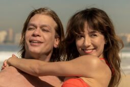 Ciro (Fabio Assunção) e Ruth (Marjorie Estiano) na série Fim, que tem 10 episódios no Globoplay