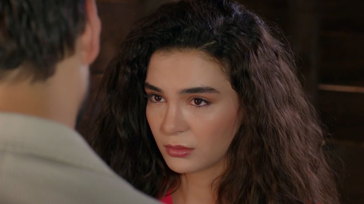 Reyyan (Ebru Şahin) em Hercai, novela do Globoplay. Quando estreia 2ª temporada?