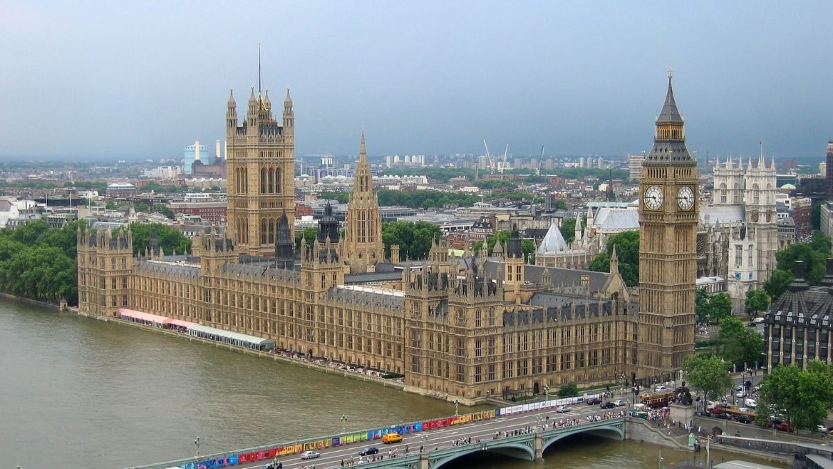 O Big Ben e a Abadia de Westminster, em Londres; saiba preços da cidade
