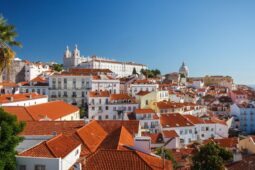 Imagem de Lisboa para ilustrar guia turístico da cidade