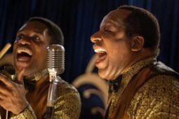 Ailton Graça cantando como Mussum no filme que chega aos cinemas