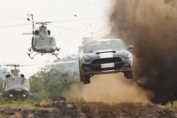 Cena de Velozes & Furiosos 9, filme da Universal Pictures