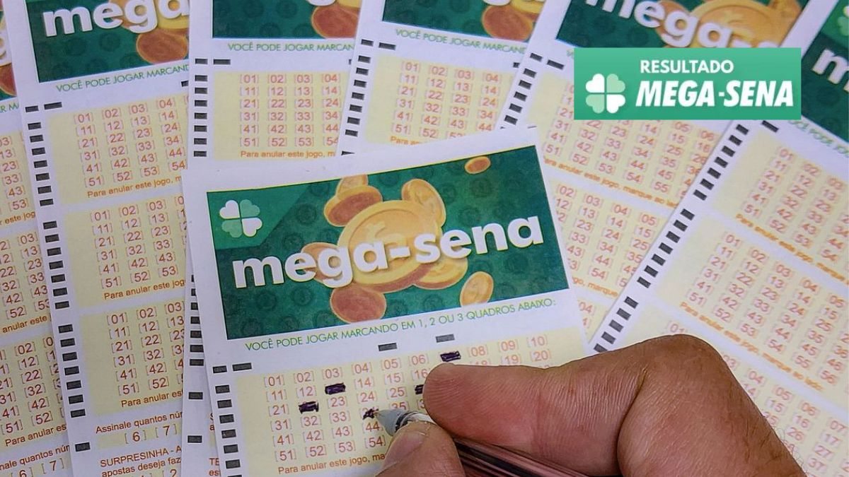 Imagem de números da Mega-Sena em volante de lotérica