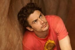 James Franco em 127 Horas, filme citado por Fernanda no BBB 24
