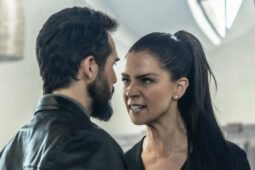 A Mulher Diabo está no Globoplay, mas 3ª temporada ainda não está disponível