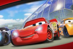 CARROS 3 | Filme mostra a volta por cima de McQueen ao melhor estilo Disney Pixar