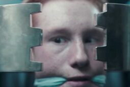 DARK: série Netflix de suspense explora mistério que altera o conceito tempo; veja o teaser