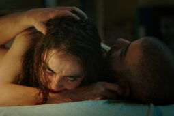 Raw: filme de terror sobre canibalismo está disponível na Netflix; veja o trailer +18