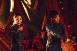STAR TREK: Discovery | Netflix resgata com maestria toda a amplitude do universo da franquia!