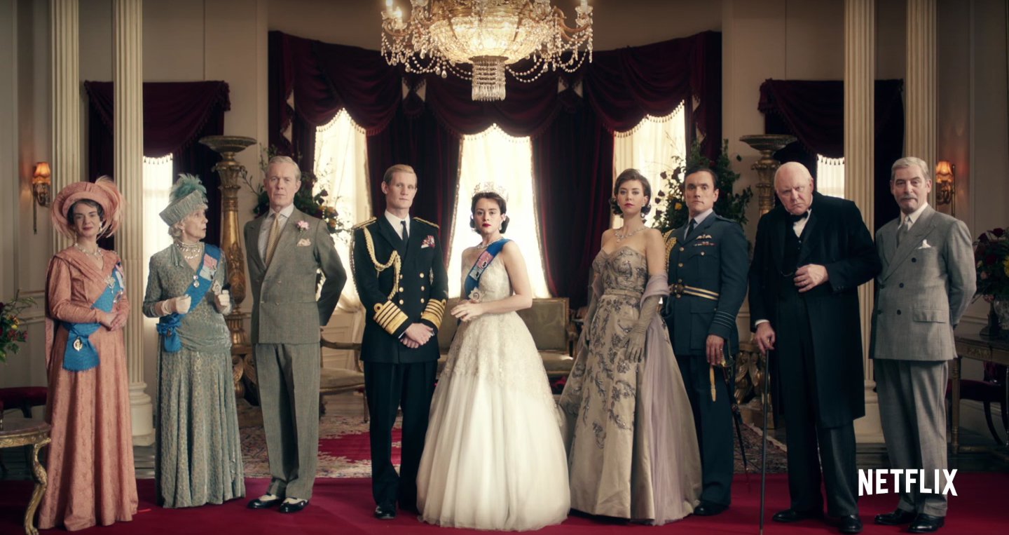 THE CROWN | A Rainha Elizabeth II assistiu a série e deu seus pitacos